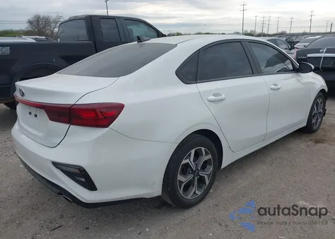 2021 Kia Forte Lxs из США, поврежденный, VIN 3KPF24AD9ME410130